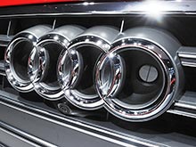 В Сети появились первые фото новой Audi A4